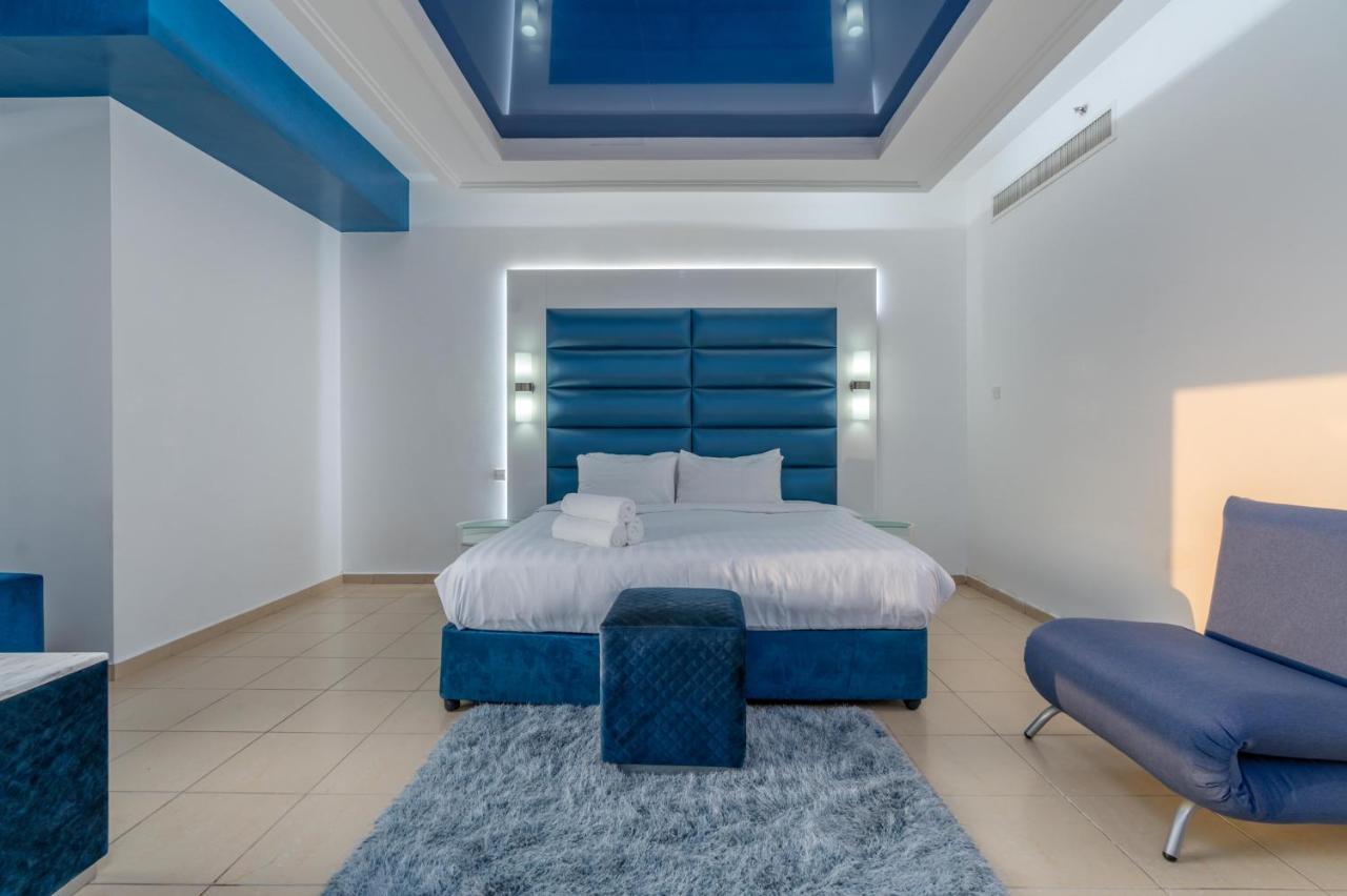 Elan Rimal 5 Suits Dubai Exterior photo