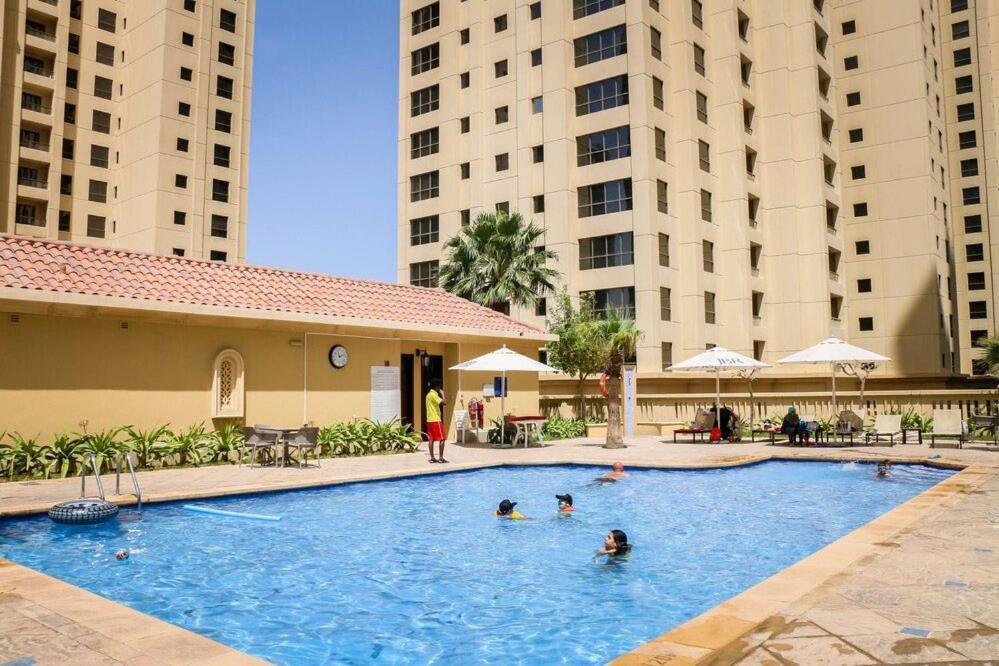 Elan Rimal 5 Suits Dubai Exterior photo